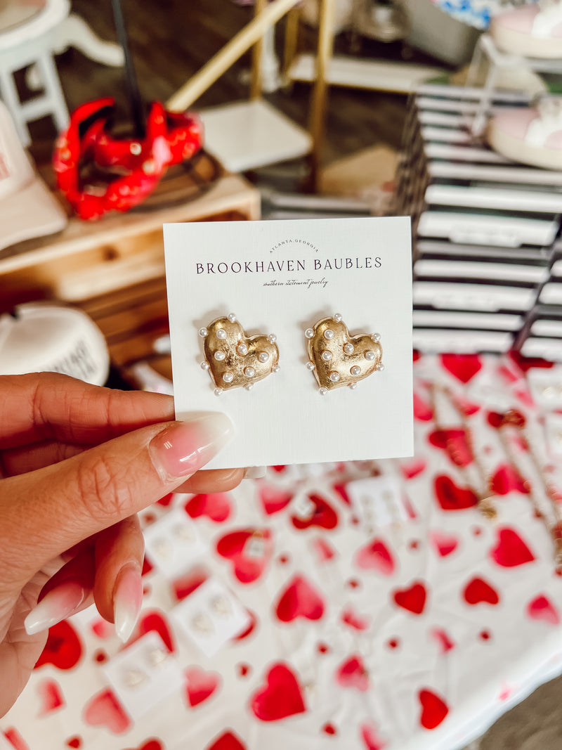 Southern Pearl - Gold Heart Studs